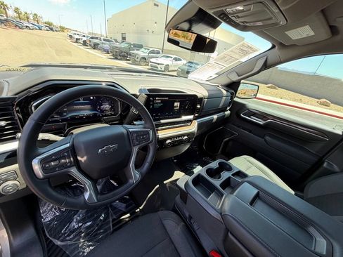 Used 2024 Chevrolet Silverado 1500 RST AWD/4WD image 14