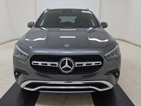 Used 2026 Mercedes-Benz GLA 250 w/ Sun & Sound Package image 12