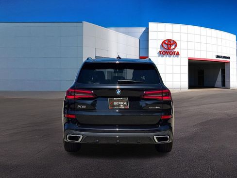 Used 2022 BMW X5 xDrive40i w/ M Sport Package AWD/4WD image 12