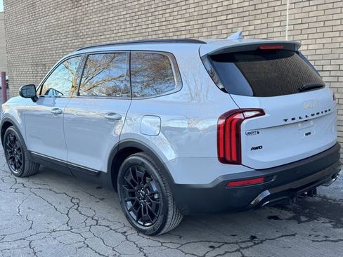 Used 2022 Kia Telluride EX w/ EX Premium Package image 37