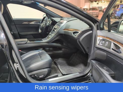 Used 2020 Lincoln MKZ Reserve w/ Monochromatic Package AWD/4WD image 10