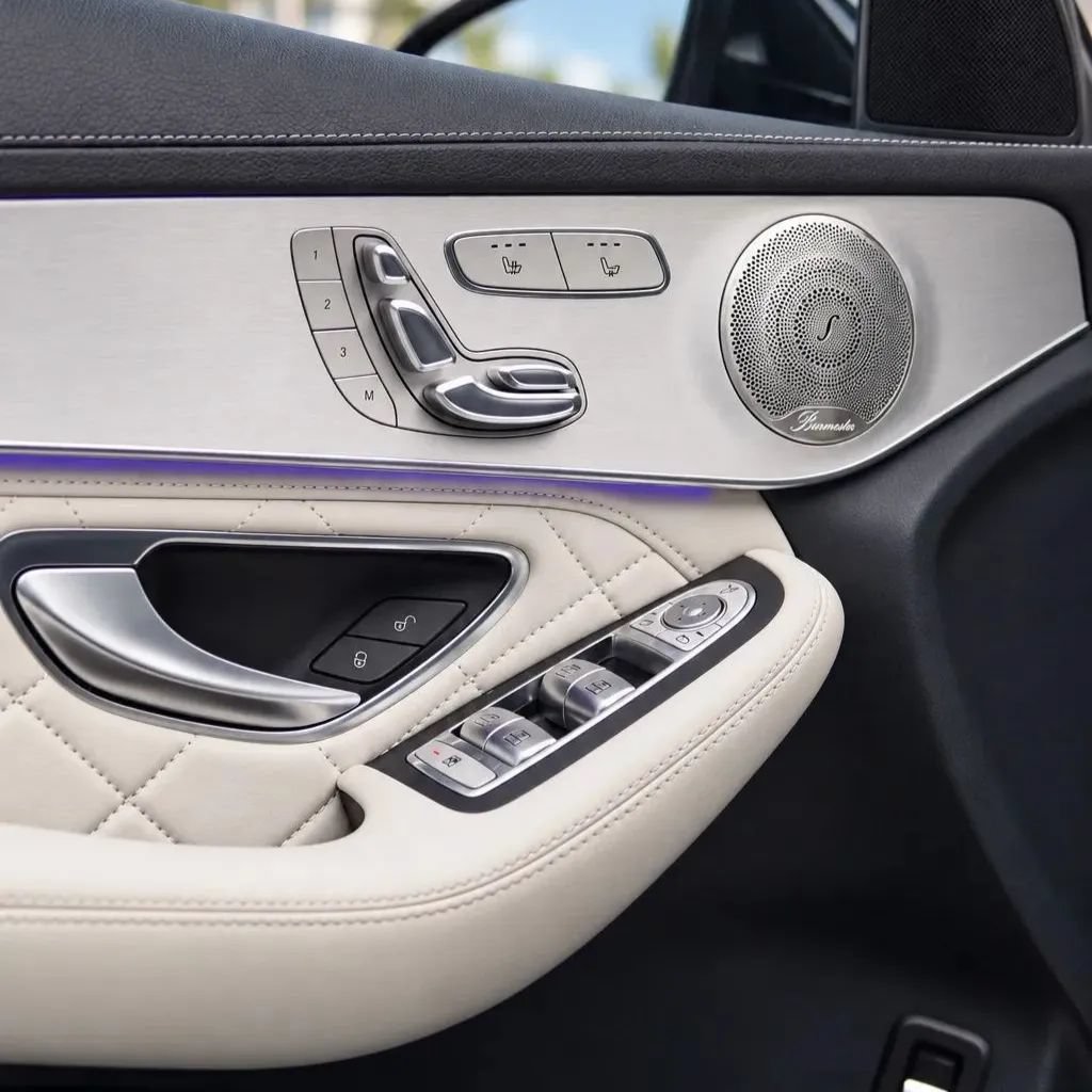 Used 2021 Mercedes-Benz GLC 300 4MATIC image 15
