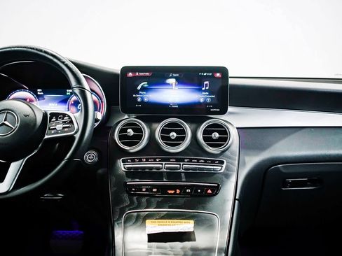 Used 2022 Mercedes-Benz GLC 300 image 12