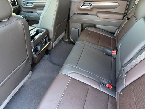 New 2026 GMC Sierra 2500 Denali w/ Denali Reserve Package AWD/4WD image 12