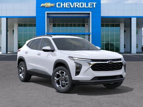New 2026 Chevrolet Trax LT FWD image 7