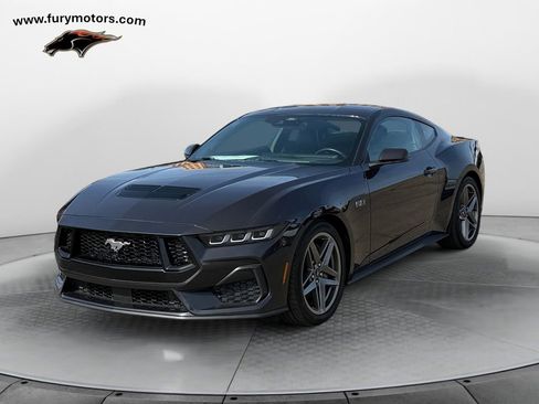 Used 2024 Ford Mustang GT Premium image 7