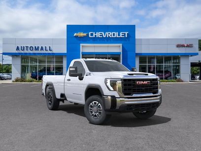 New 2025 GMC Sierra 3500 Pro w/ Convenience Package