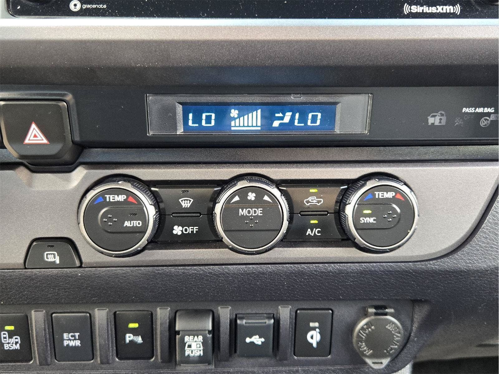 Used 2023 Toyota Tacoma TRD Sport w/ Technology Package RWD image 18