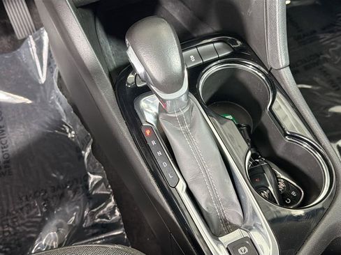 Used 2023 Buick Encore GX Preferred w/ Cold Weather Comfort Package AWD/4WD image 18