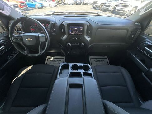 Used 2024 Chevrolet Silverado 2500 Custom w/ Custom Value Package image 20