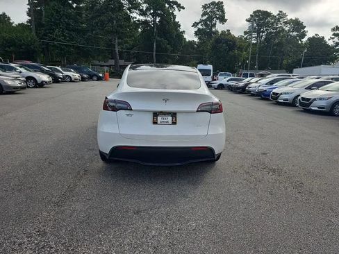 Used 2023 Tesla Model Y Long Range AWD/4WD image 6