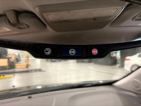 Used 2019 Chevrolet Trax LT FWD image 38