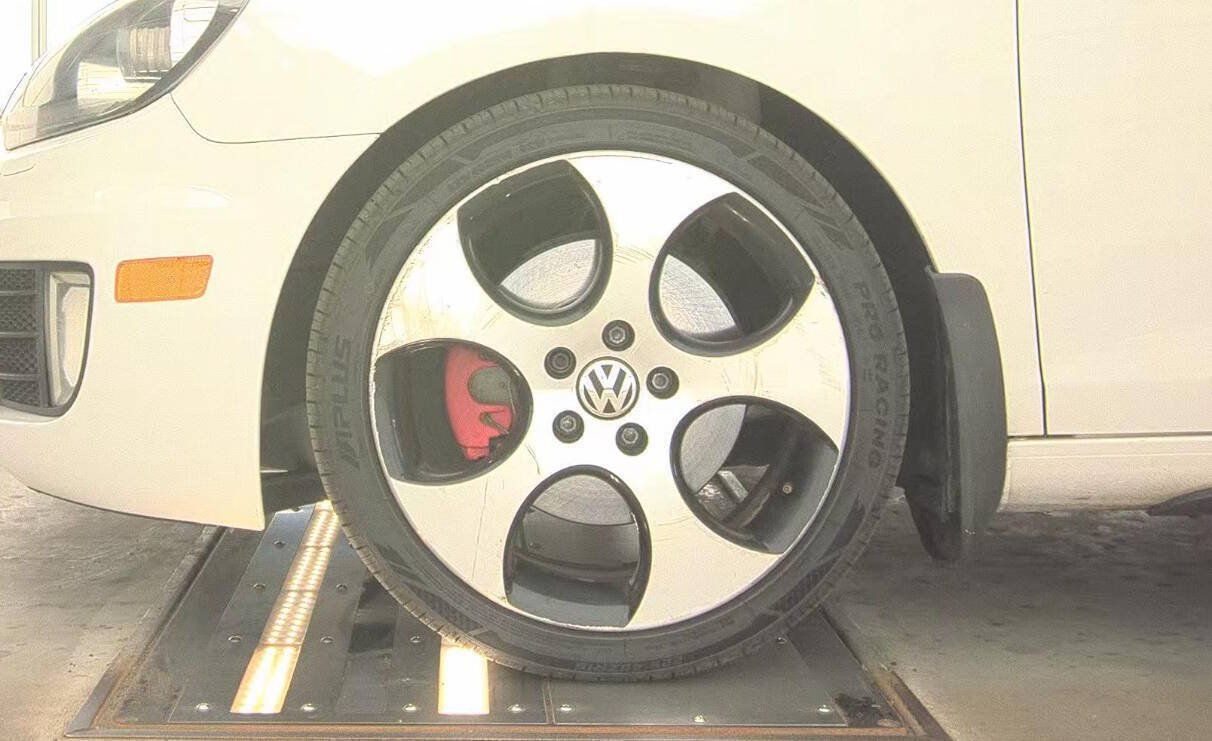 Used 2013 Volkswagen GTI 2-Door FWD image 16