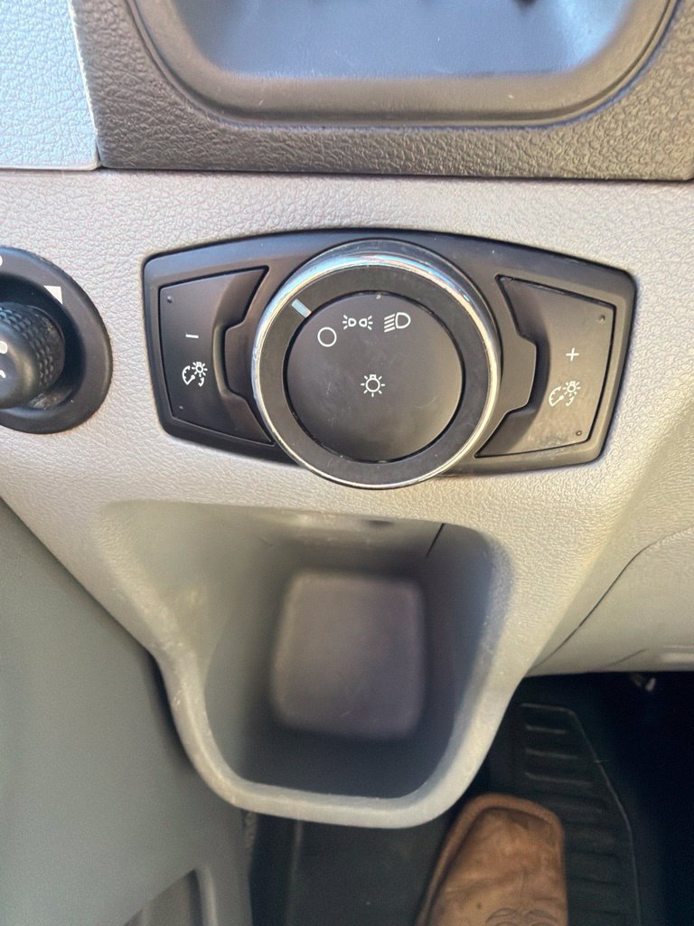 Used 2017 Ford Transit 250 130 Low Roof w/ Exterior Upgrade Package RWD image 16