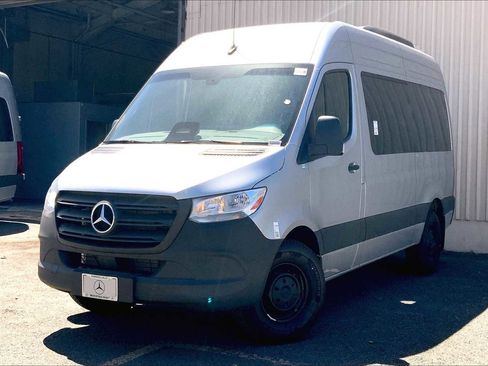 New 2025 Mercedes-Benz Sprinter 2500 image 3