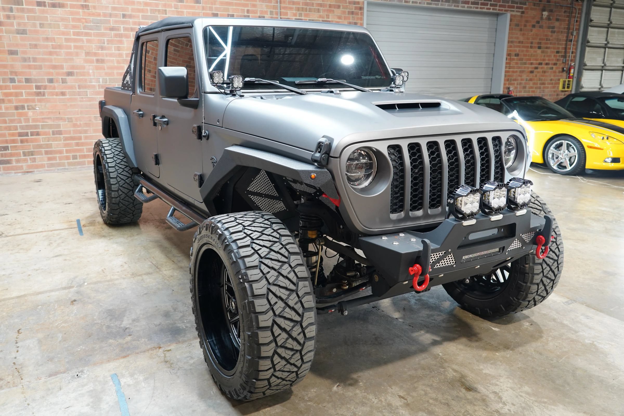 Used 2020 Jeep Gladiator Sport w/ Quick Order Package 24S AWD/4WD image 4