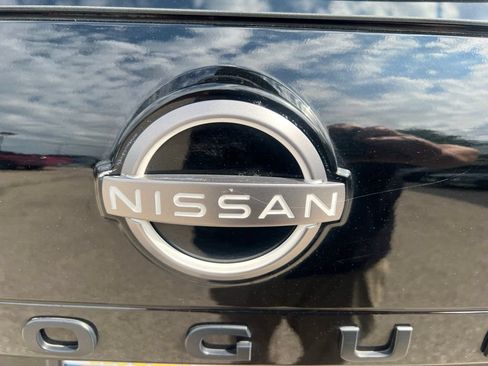 Certified 2023 Nissan Rogue SV w/ SV Premium B Package AWD/4WD image 34