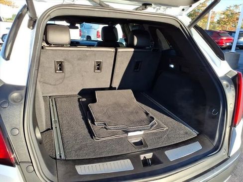 Certified 2025 Cadillac XT5 Premium Luxury image 20