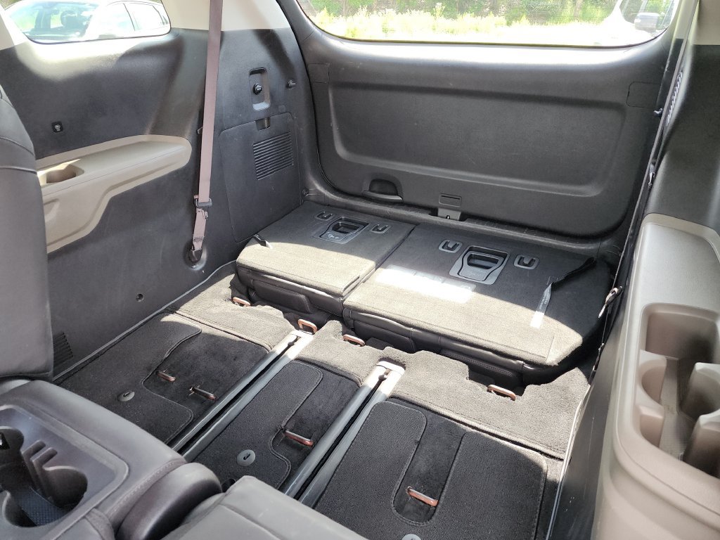 Used 2025 Kia Carnival FWD image 18