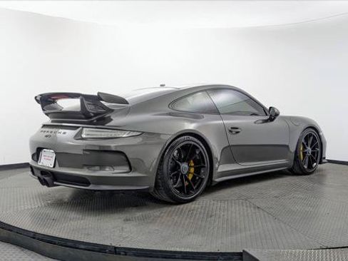 Used 2015 Porsche 911 GT3 RWD image 8