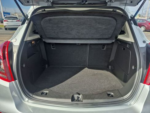 Used 2022 Buick Encore Preferred w/ Safety Package image 27