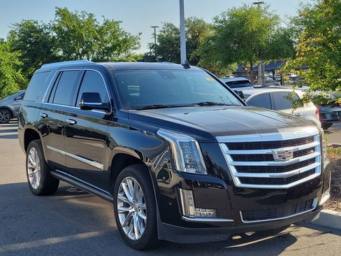 Used 2020 Cadillac Escalade Premium Luxury RWD image 1