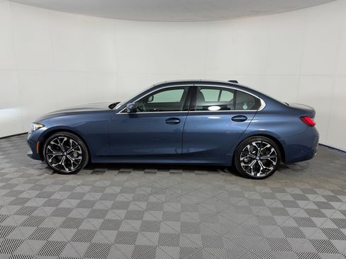 Used 2026 BMW 330i Sedan RWD image 2