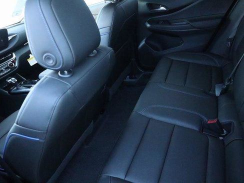 New 2026 Buick Envista Sport Touring FWD image 12