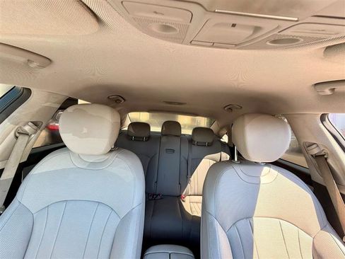 Used 2018 Genesis G80 3.8 AWD/4WD image 19