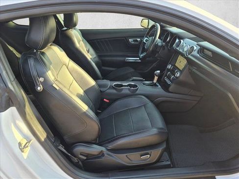 Used 2019 Ford Mustang GT Premium w/ GT Performance Package RWD image 19
