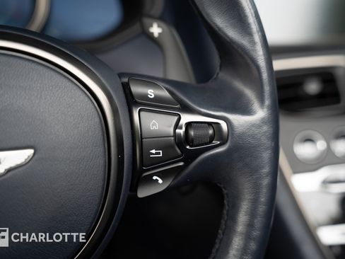 Used 2019 Aston Martin DB11 Volante RWD image 23
