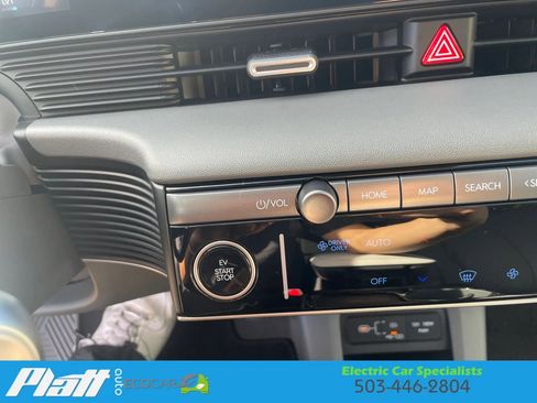 Used 2025 Hyundai Ioniq 5 SEL AWD/4WD image 26