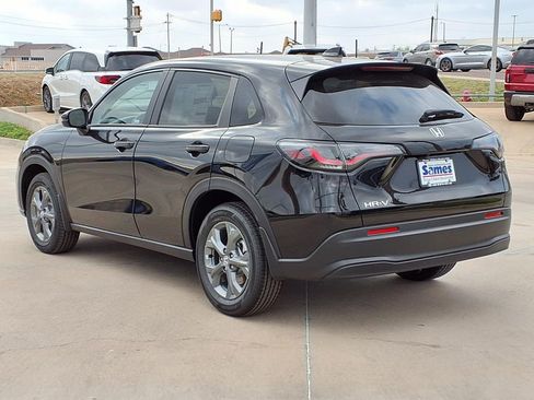 New 2026 Honda HR-V LX image 5