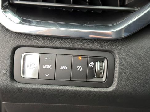 New 2026 GMC Acadia Denali Ultimate w/ LPO, Floor Liner Package AWD/4WD image 30