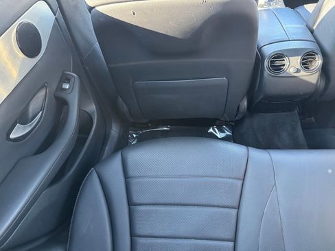 Certified 2019 Mercedes-Benz GLC 300 4MATIC image 21