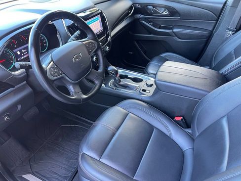Used 2023 Chevrolet Traverse RS w/ LPO, Floor Liner Package AWD/4WD image 7