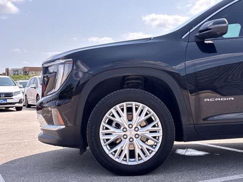 Used 2024 GMC Acadia Elevation AWD/4WD image 14