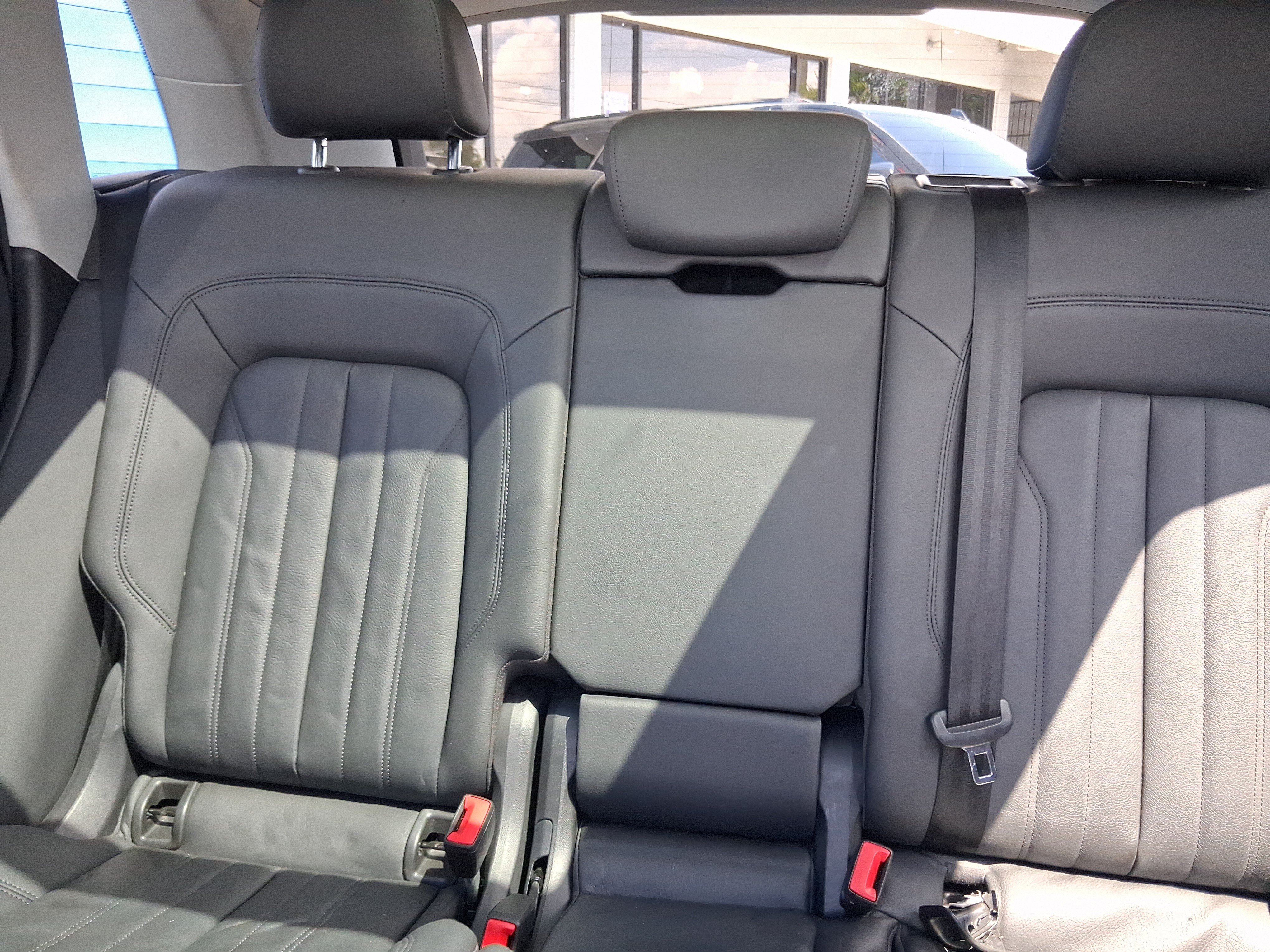 Used 2019 Audi Q5 2.0T Premium w/ Convenience Package AWD/4WD image 22
