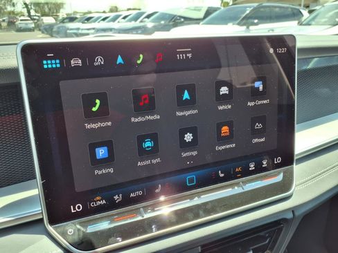 New 2025 Volkswagen Tiguan SE image 19