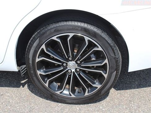 Used 2015 Toyota Corolla S FWD image 25