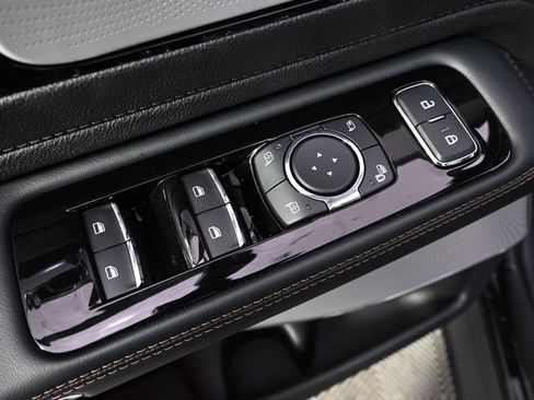 New 2026 Lincoln Aviator Reserve AWD/4WD image 24