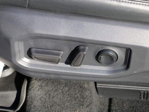 Used 2023 Toyota Sequoia Limited image 28