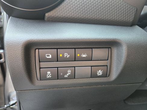 Used 2025 Nissan Kicks Play S FWD image 14