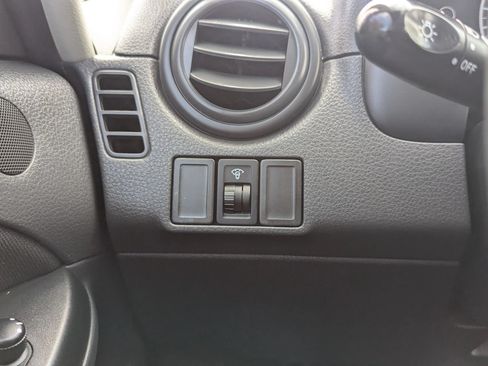Used 2008 Suzuki SX4 AWD Hatchback image 21