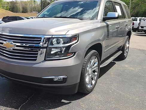 Used 2019 Chevrolet Tahoe Premier image 2