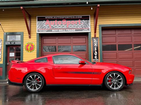Used 2012 Ford Mustang GT Premium image 5