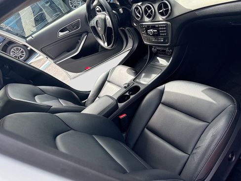 Used 2015 Mercedes-Benz GLA 250 image 14