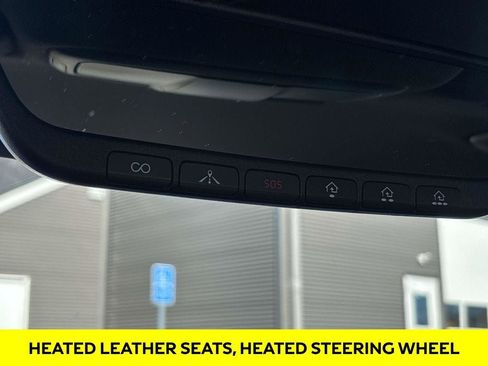 Used 2023 Genesis G70 2.0T image 24