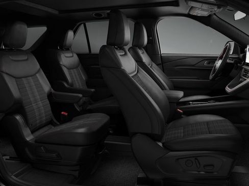 New 2026 Ford Explorer ST-Line AWD/4WD image 6