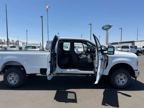 New 2026 Ford F250 XL w/ XL Chrome Package AWD/4WD image 13